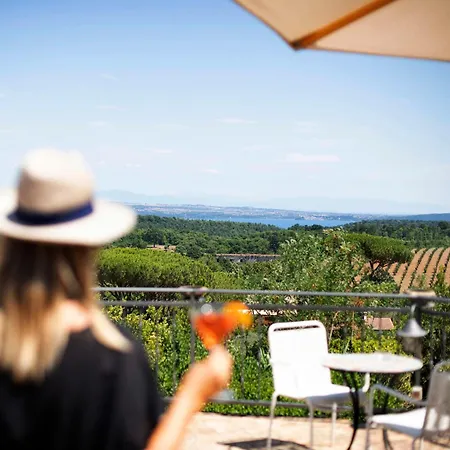 Clodia Relais 3*