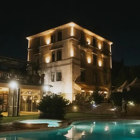 Hotel Clodia Relais 3*